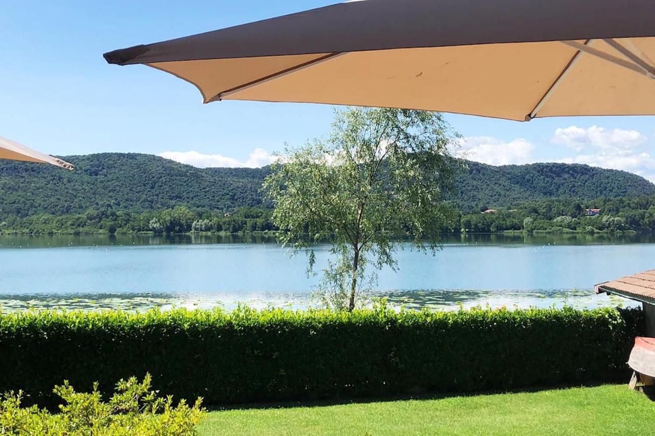 Casa Gaiani Villetta In Riva Al Lago Vista Mozzafiato Varano Borghi Exterior foto