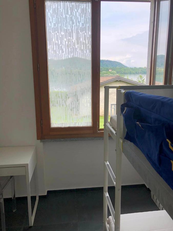 Casa Gaiani Villetta In Riva Al Lago Vista Mozzafiato Varano Borghi Exterior foto