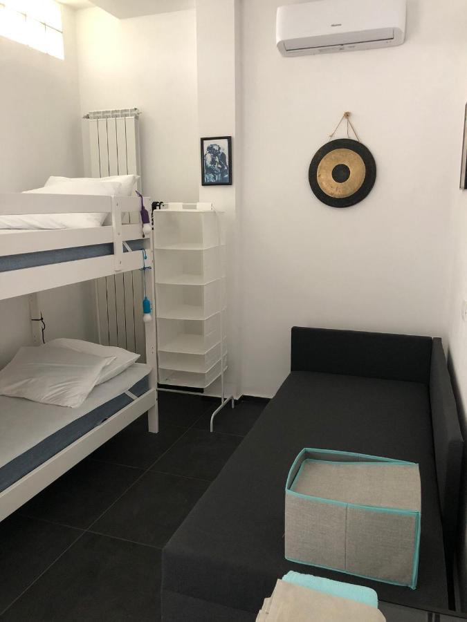 Casa Gaiani Villetta In Riva Al Lago Vista Mozzafiato Varano Borghi Exterior foto